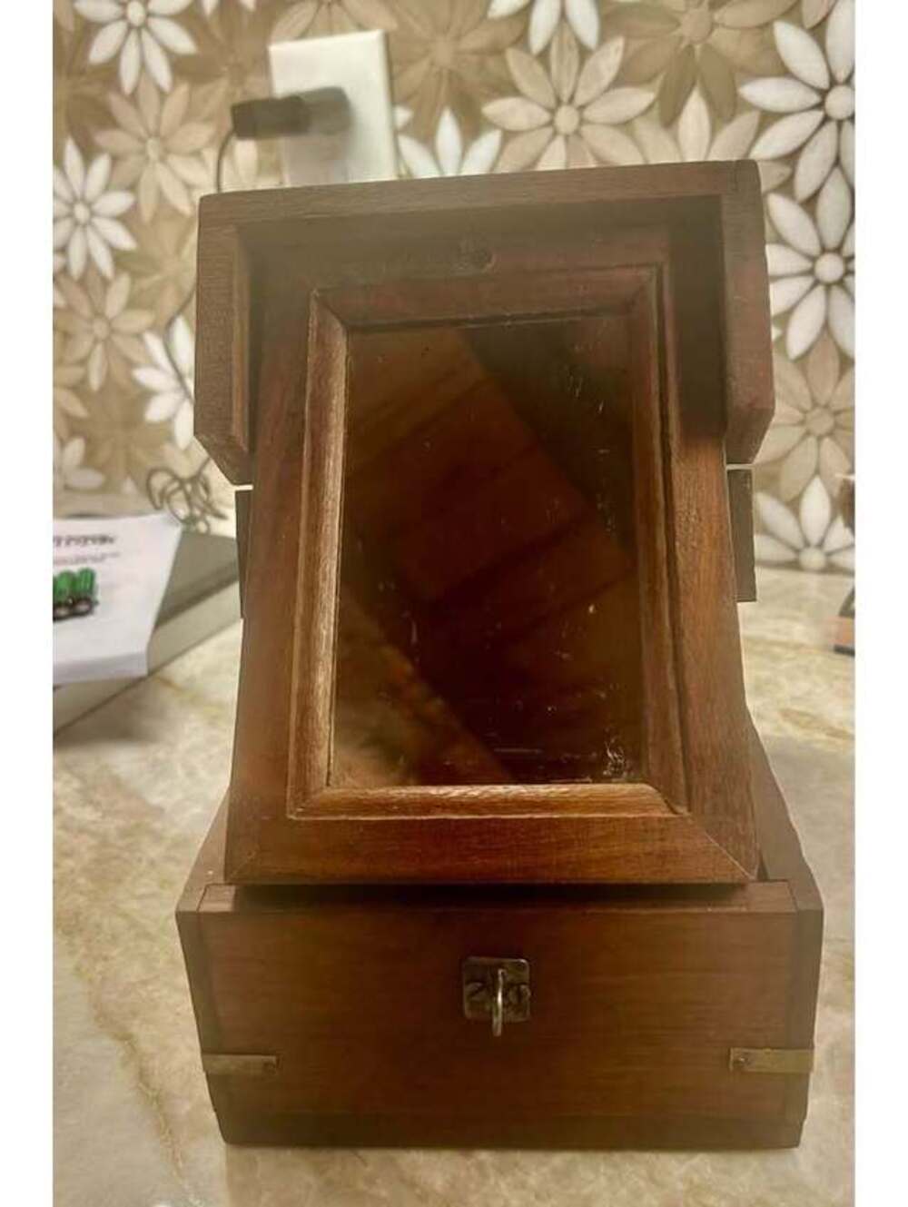 19th to early 20th-century Campaign-style portable grooming and shaving box.